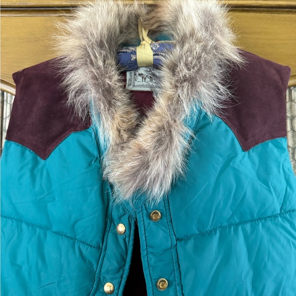 Western Wyoming Style Ski Vest - Picture 4 of 5